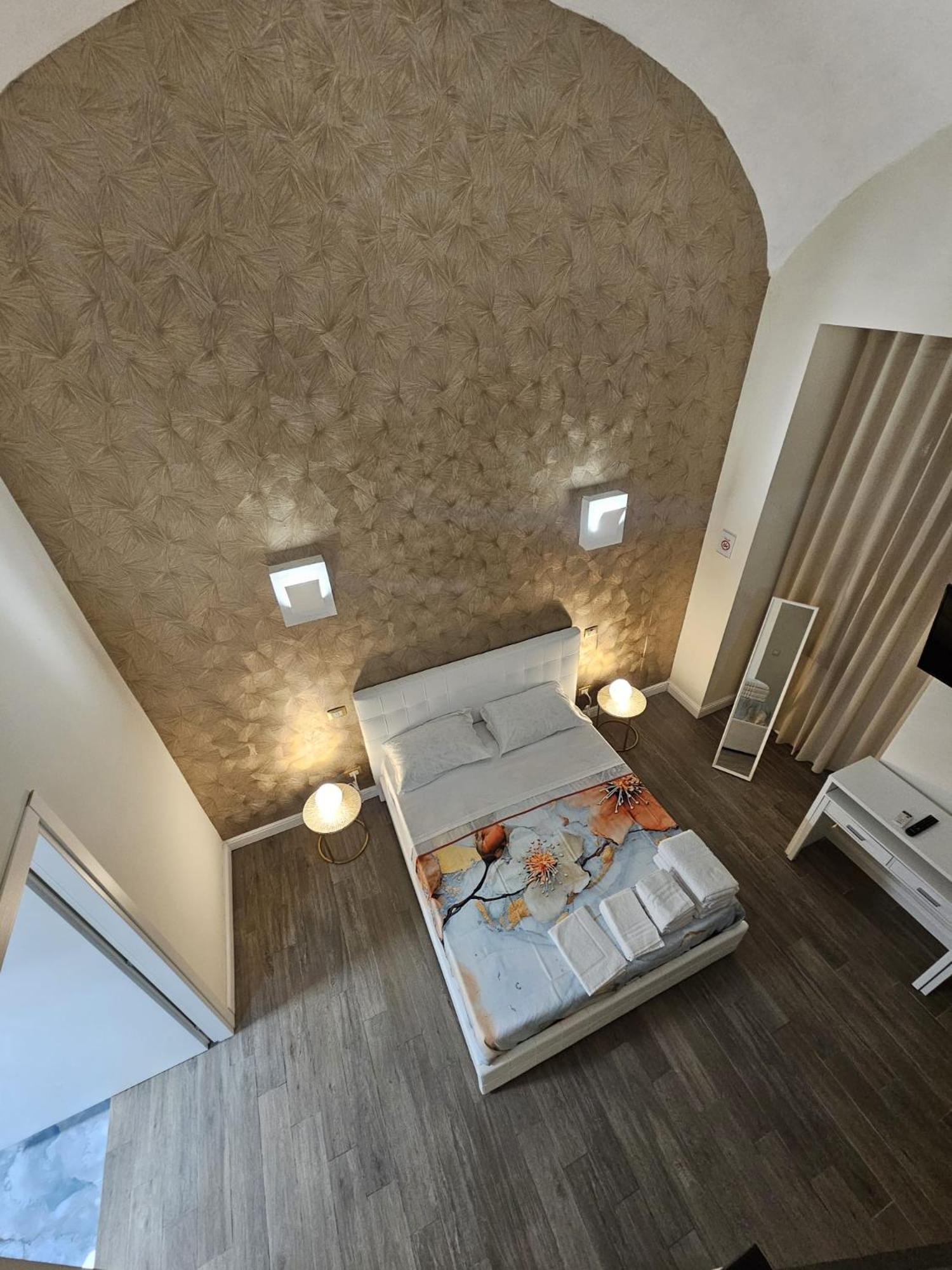 Bed and breakfast Napoli The Charme Extérieur photo