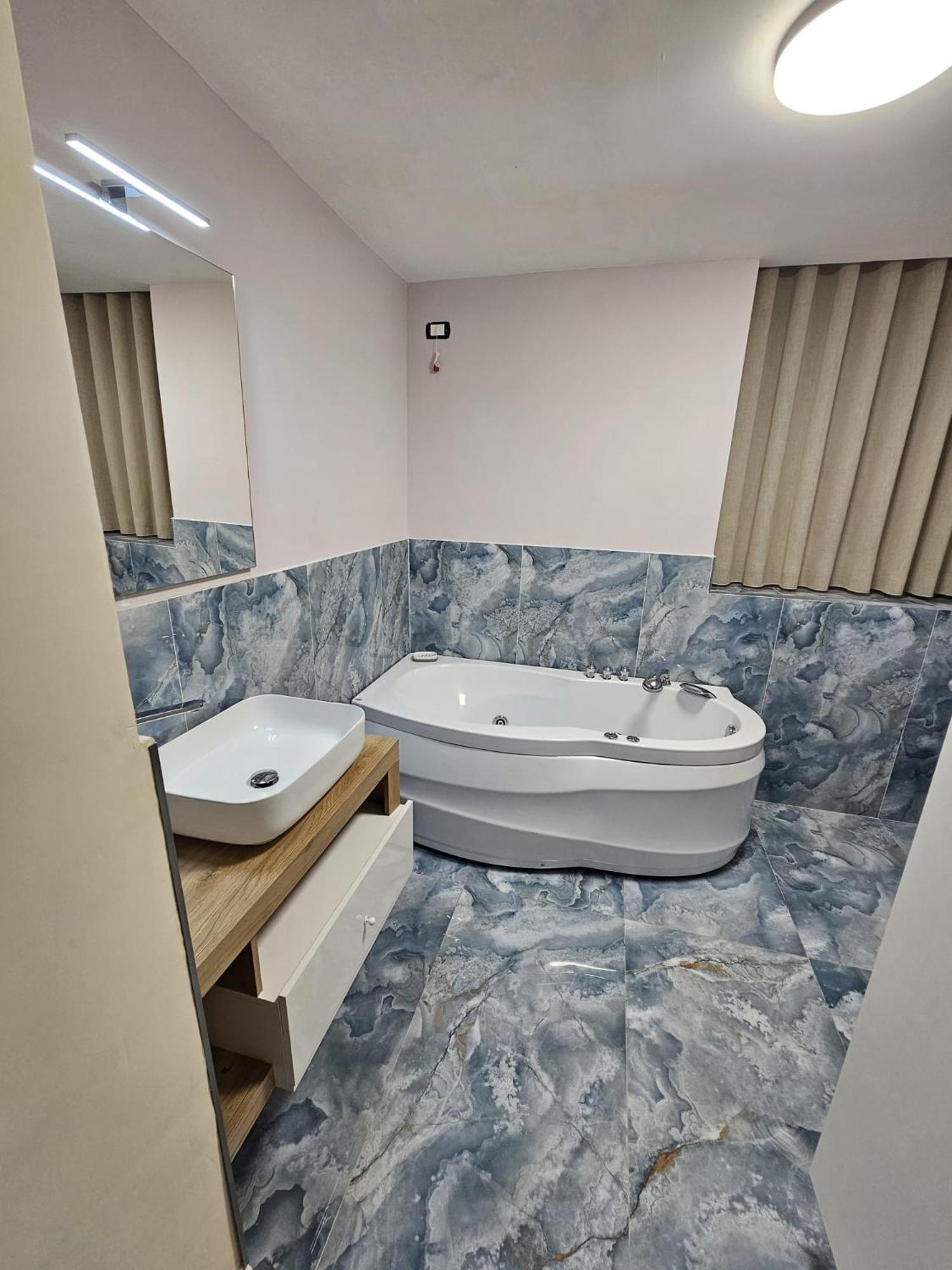 Bed and breakfast Napoli The Charme Extérieur photo