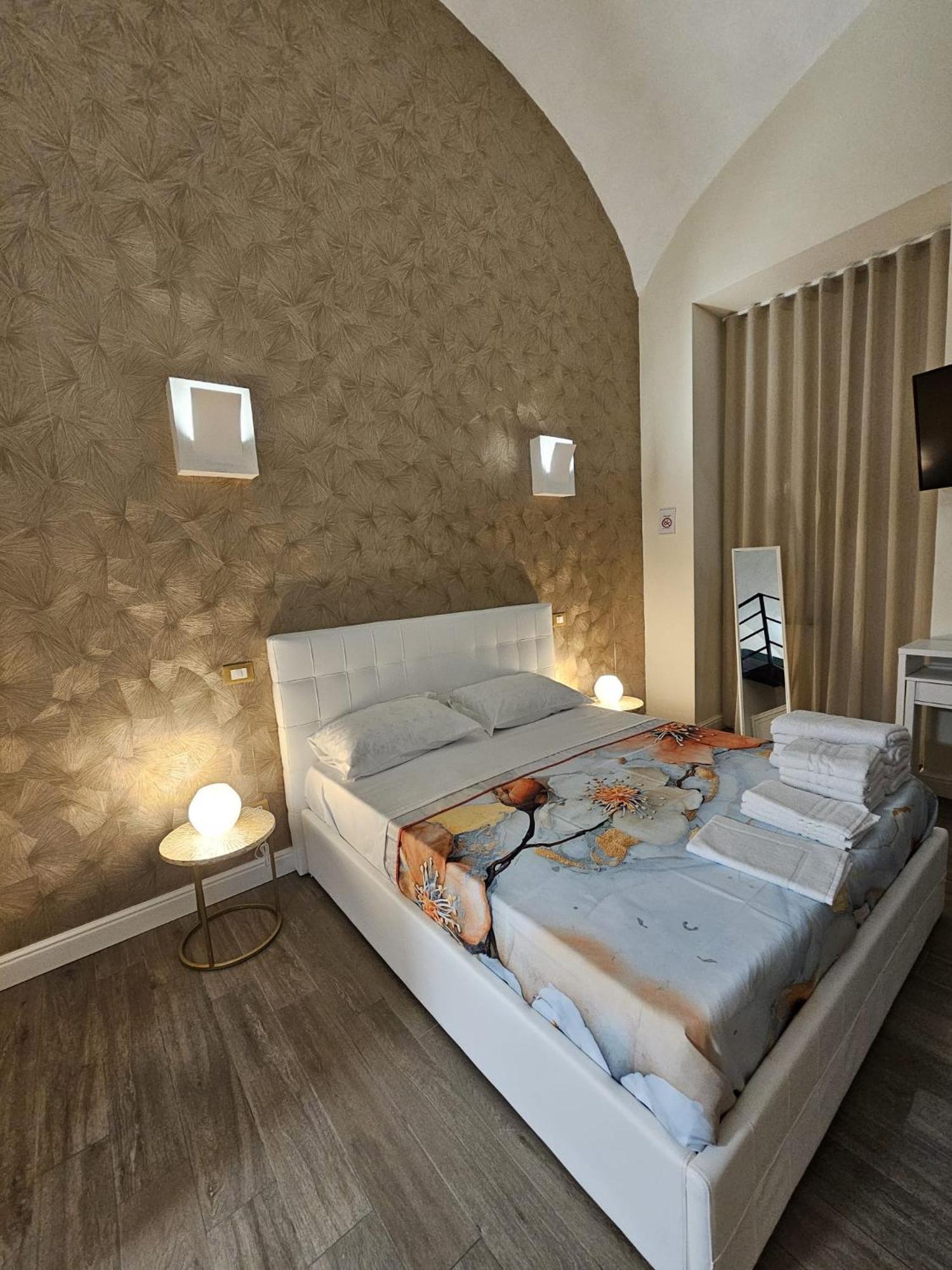 Bed and breakfast Napoli The Charme Extérieur photo