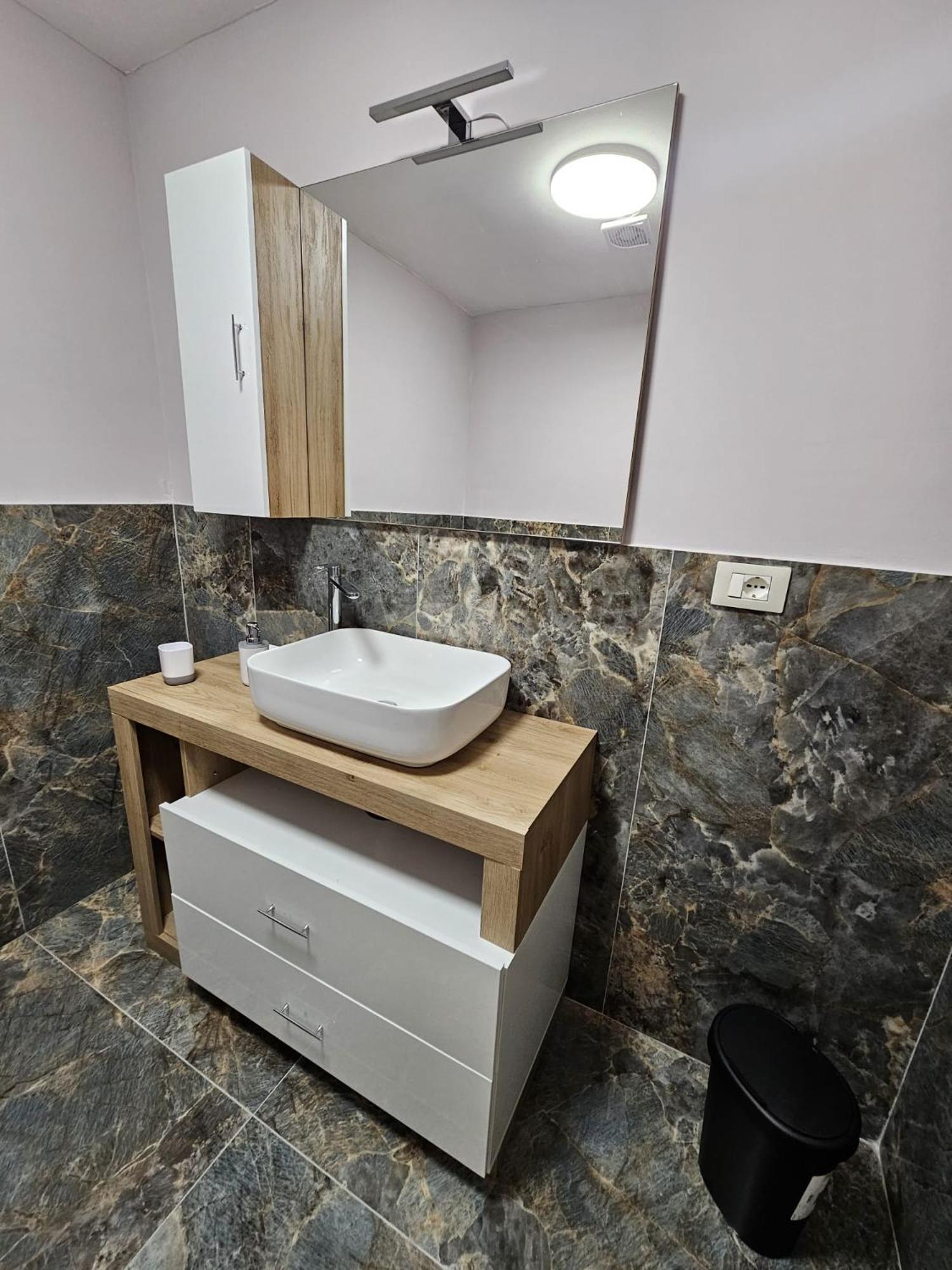 Bed and breakfast Napoli The Charme Extérieur photo
