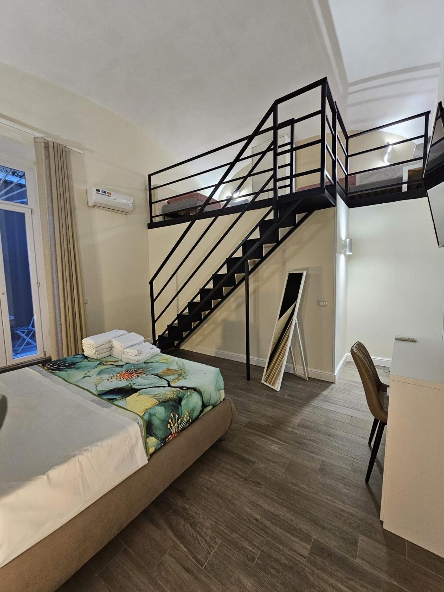 Bed and breakfast Napoli The Charme Extérieur photo